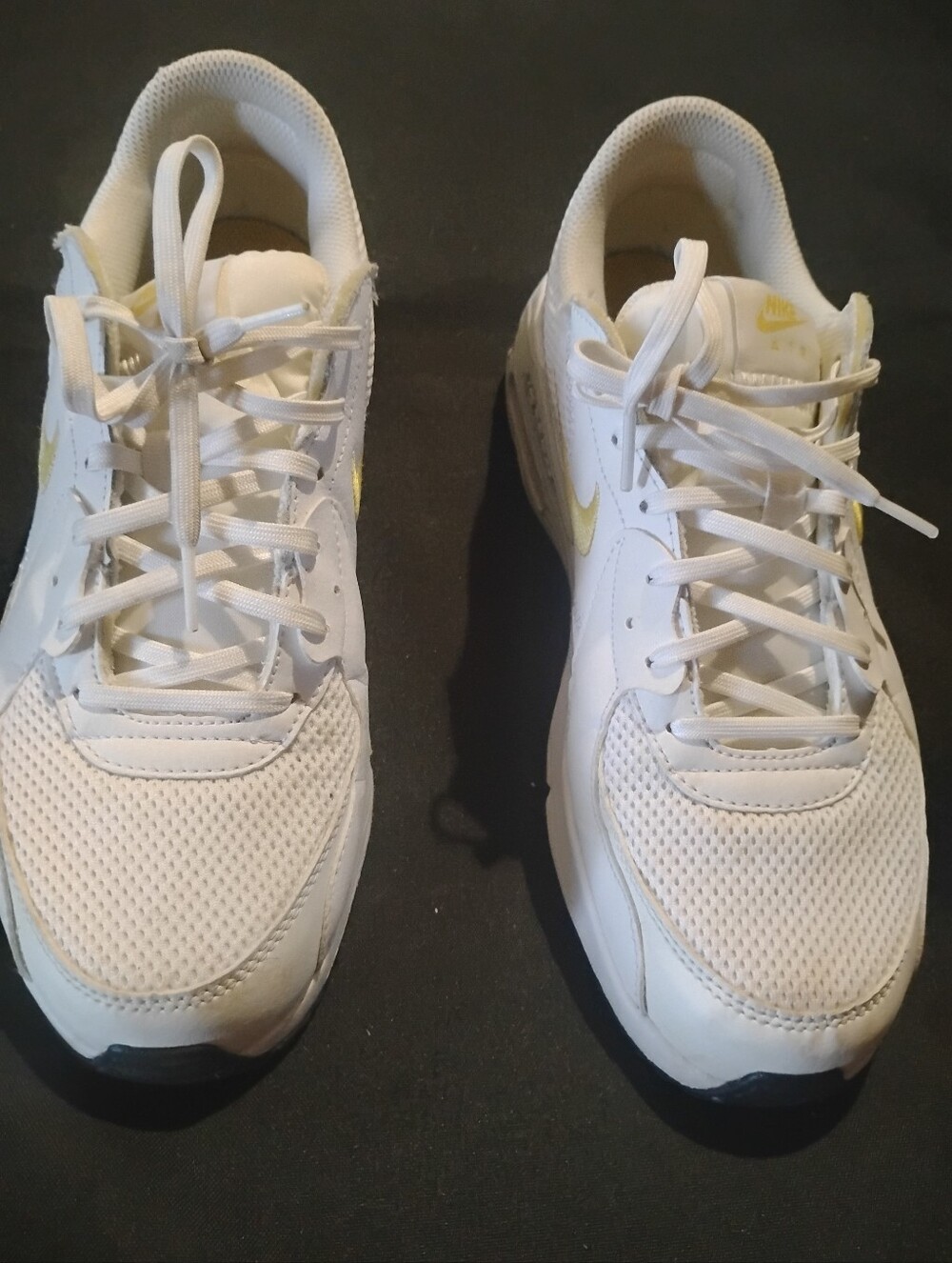 Nike Men’s White Sneakers with Yellow Accents